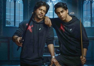 SRK to fan quibbling about Aryan’s expensive brand: ‘Mujhe bhi sasti nahi bech rahe’